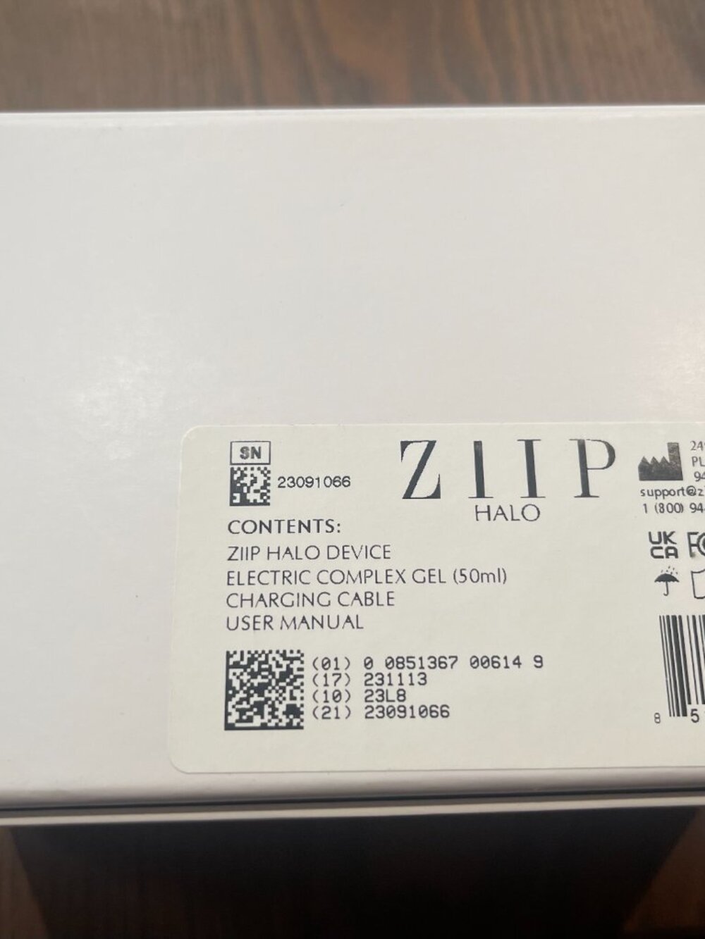 NEW ZIIP Halo - Nanocurrent™ and Microcurrent Facial Toning Device - Picture 4 of 6